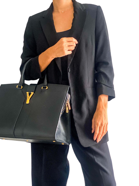 Bolso "Yves Saint Laurent Black Leather Large Cabas Chyc Tote"