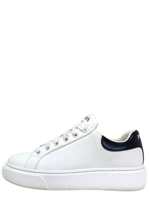 Tenis "White/Black Leather Macro Lace Up"