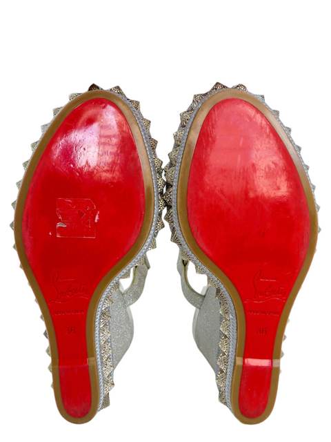 Sandalias "Pyraclou Metallic Spike Wedge Sandals"