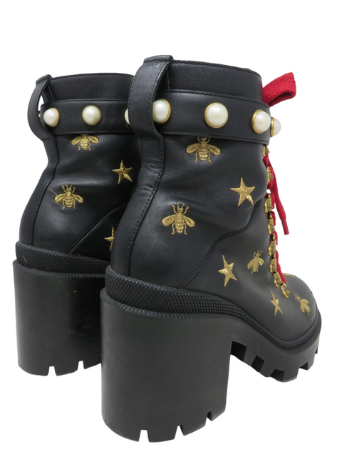 Botas "Calfskin Embroidered Lace Up Combat Ankle Boots"