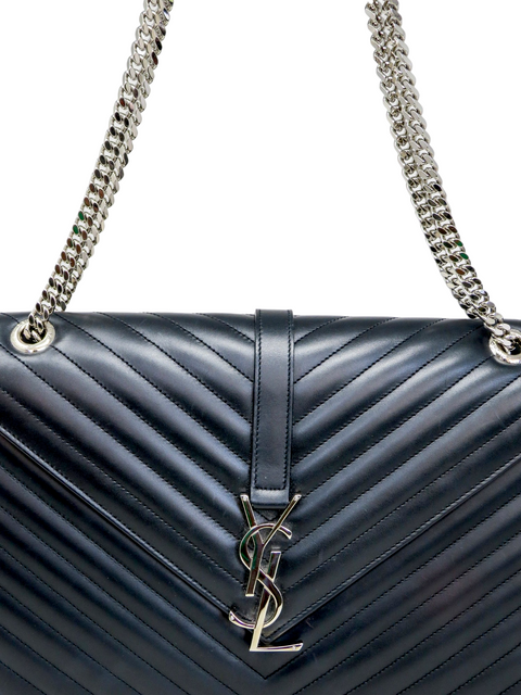 Bolso "Large Monogram Matelasse Envelope Bag"