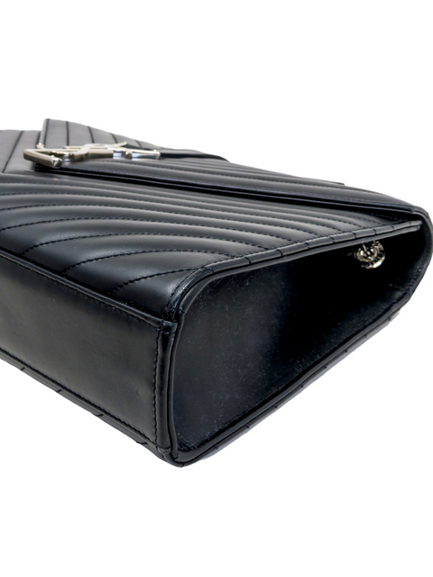 Bolso "Large Monogram Matelasse Envelope Bag"