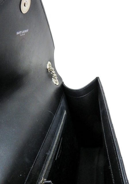 Bolso "Large Monogram Matelasse Envelope Bag"