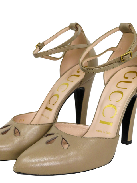 Tacones Cafés