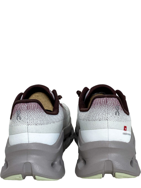 Tenis "Cloudtilt"