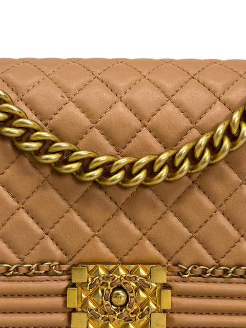 Bolso "Lambskin Quilted Medium Multi Chains Boy Bag"
