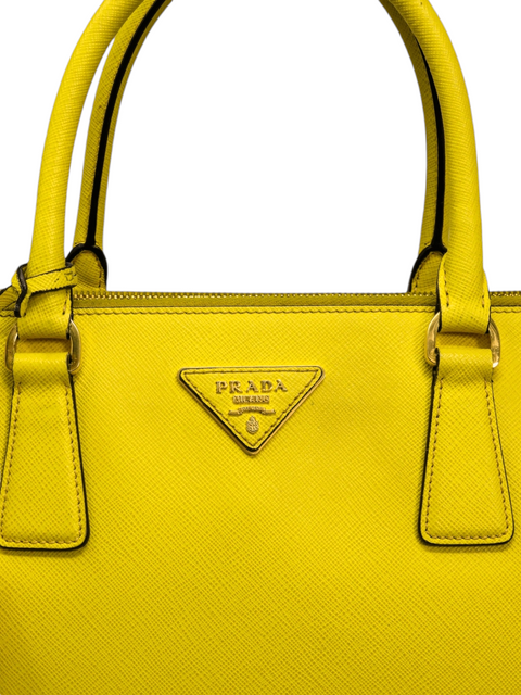 Bolso "Large Saffiano Galleria Double Zip Tote"