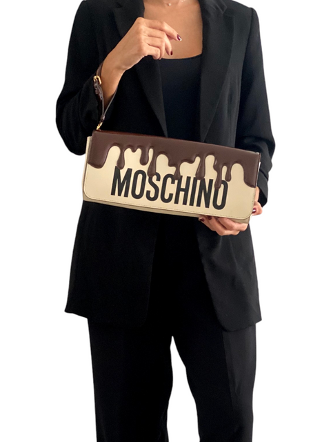 Bolso "Moschino Couture Chocolate Drip Clutch"