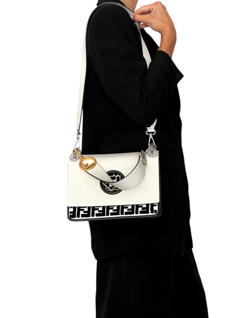 Bolso "Vitello Century Velvet F is Fendi FF"