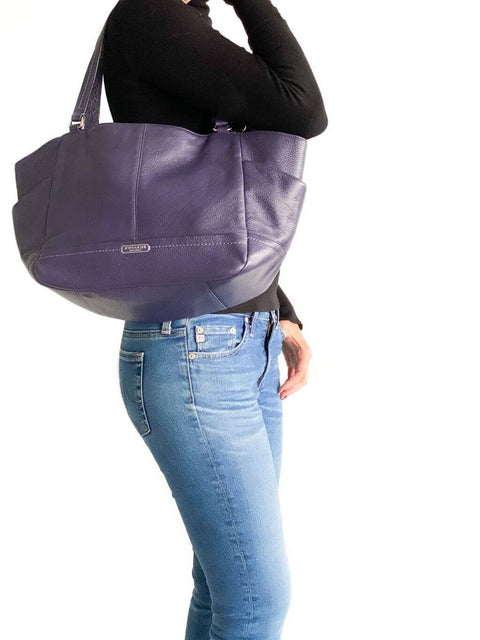 Cartera Morada