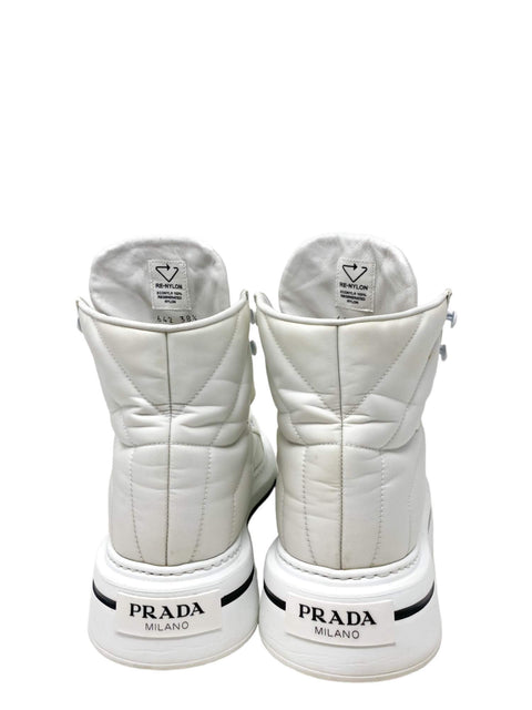 Tenis "Macro Re-Nylon and brushed leather high-top sneakers"