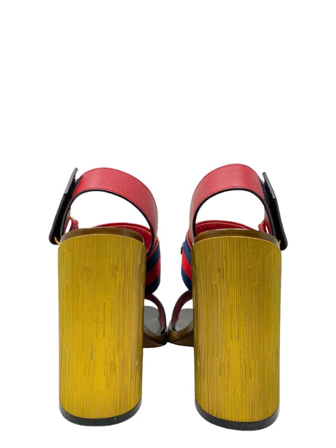 Sandalias "Horsebit Accent Leather Slingback Sandals"