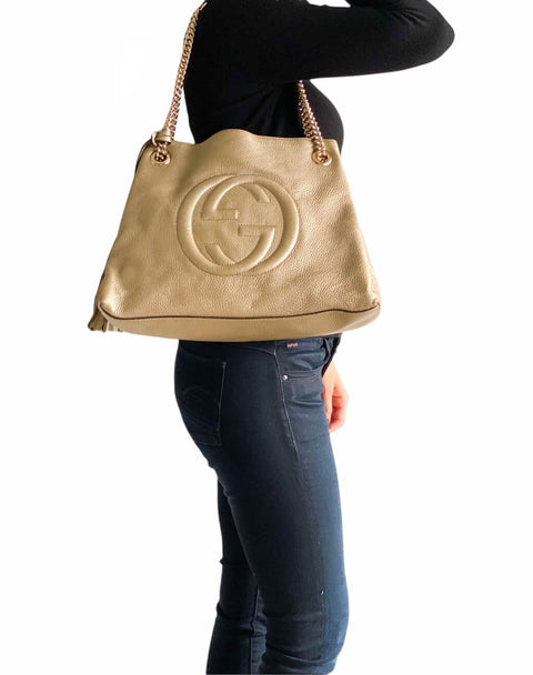 Cartera Dorada