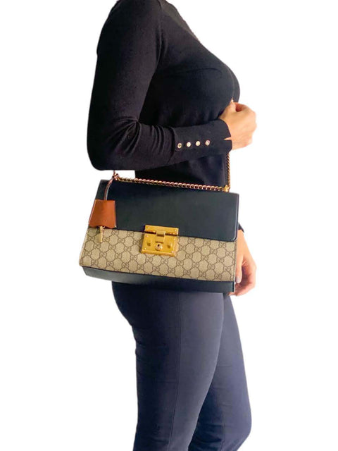Cartera "GG Supreme Medium Padlock Shoulder Bag"