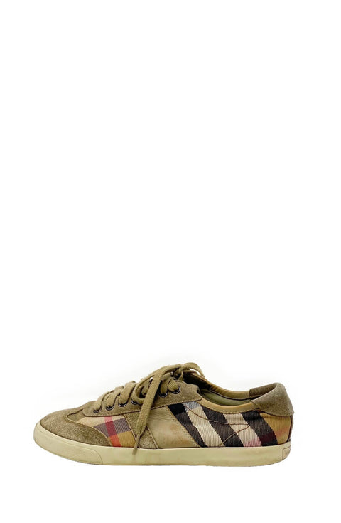 Tenis "Nova Check Low-Top Sneakers"