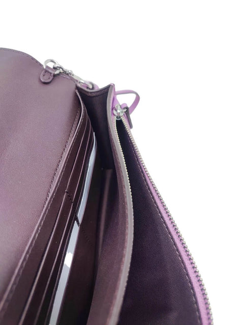 Bolso "Leather Foldover Cossbody Clutch "