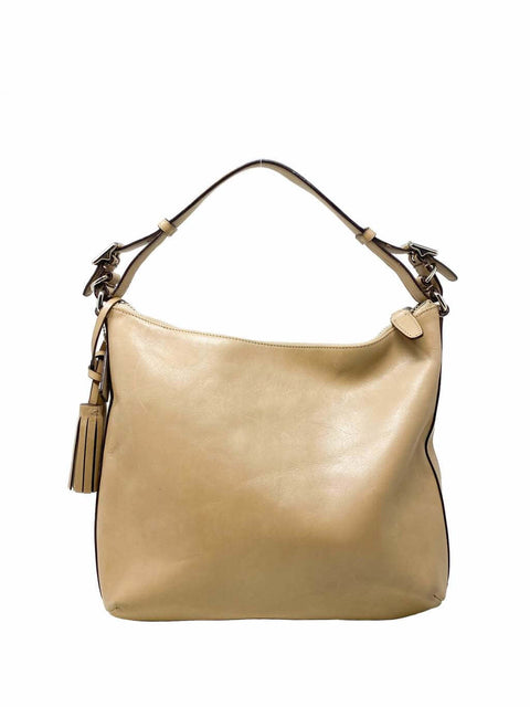 Cartera Coach
