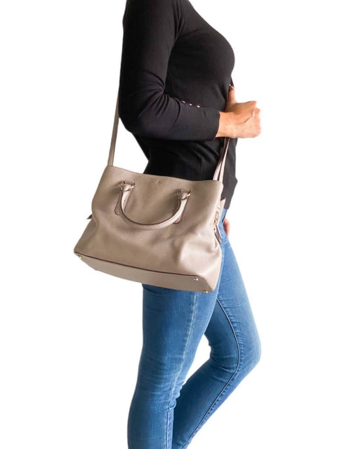 Cartera Gris