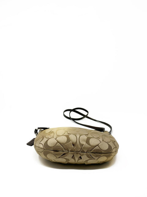 Crossbody café