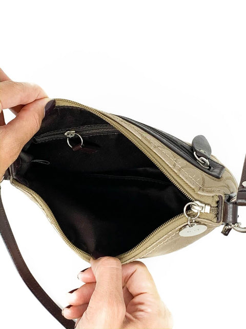 Crossbody café