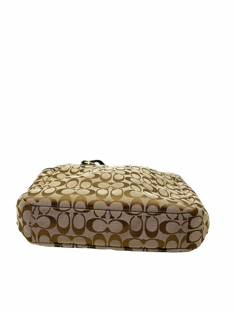 Cartera Coach