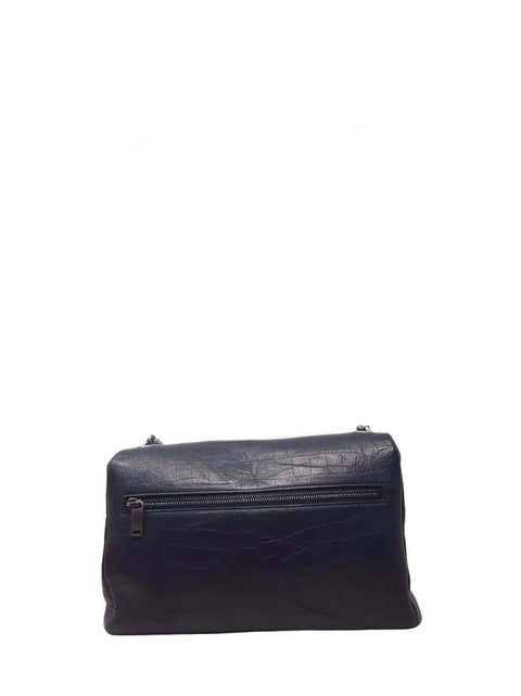 Cartera "Embossed Monogram West Hollywood Bag"