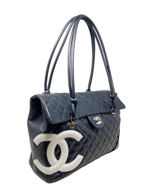 Bolso "Cambon Flap Tote Quilted Leather Large"