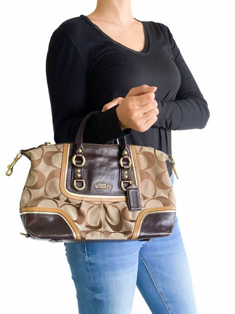 Cartera Coach