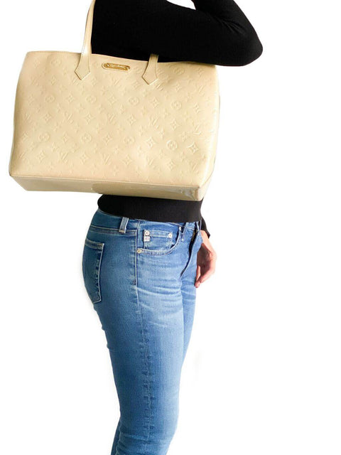 Cartera "Monogram Vernis Wilshire MM"