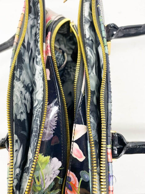 Cartera Negra Floral