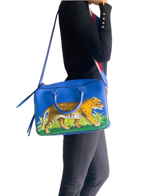 Bolso "Le Marche des Merveilles Tiger Print Pebbled Leather Boston Bag"