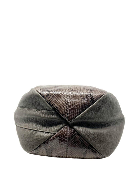 Cartera Gris