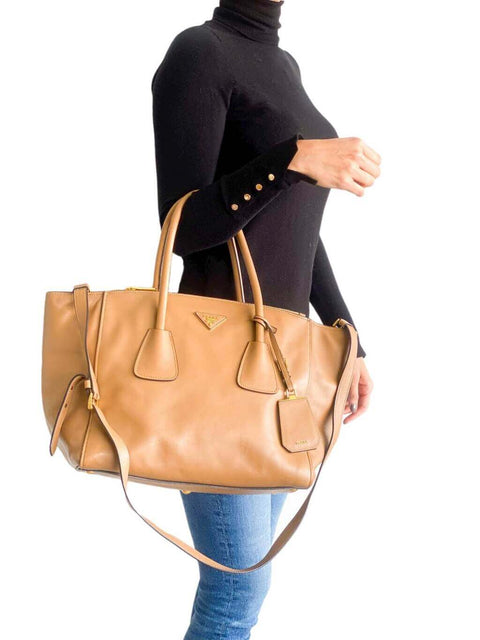 Cartera Camel