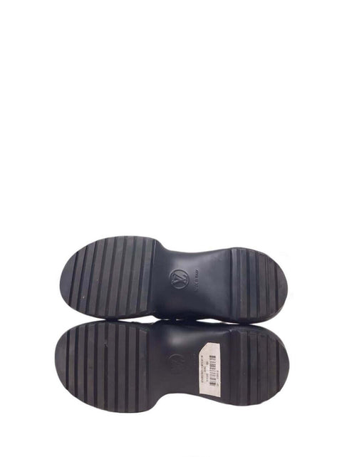 TENIS “LV ARCHIIGHT SNEAKER”