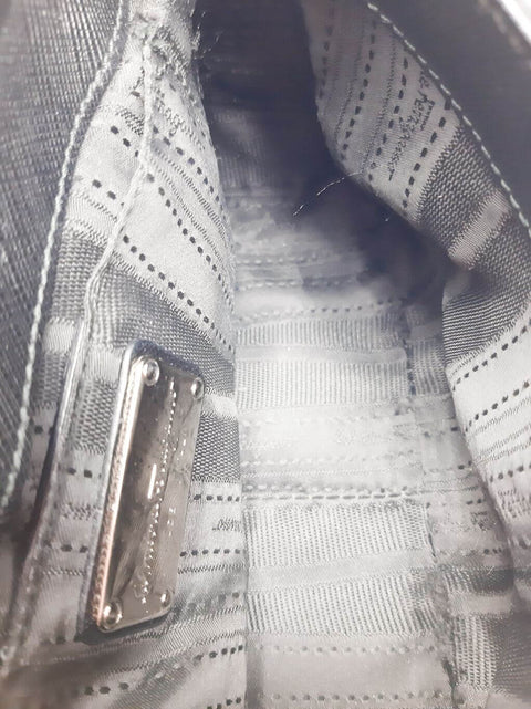 Cartera Negra
