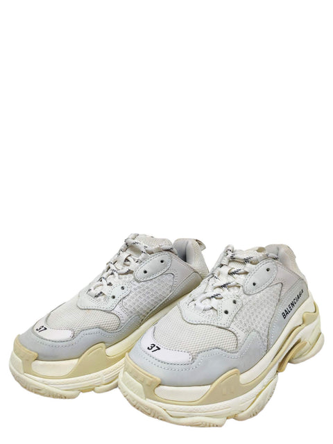 Tenis “Triple S Chunky Sneakers”