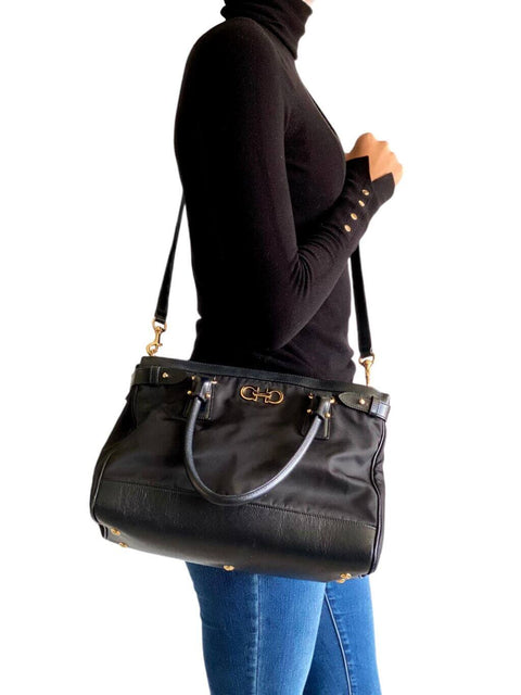 Cartera Negra