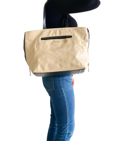 Cartera Beige