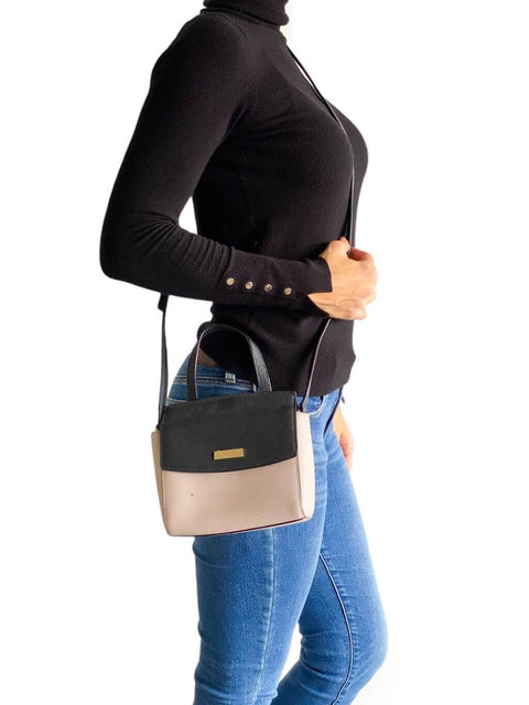 Cartera Gris