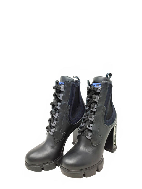 Botas "Leather Printed Lace-Up Boots"