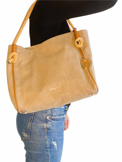 Cartera Beige