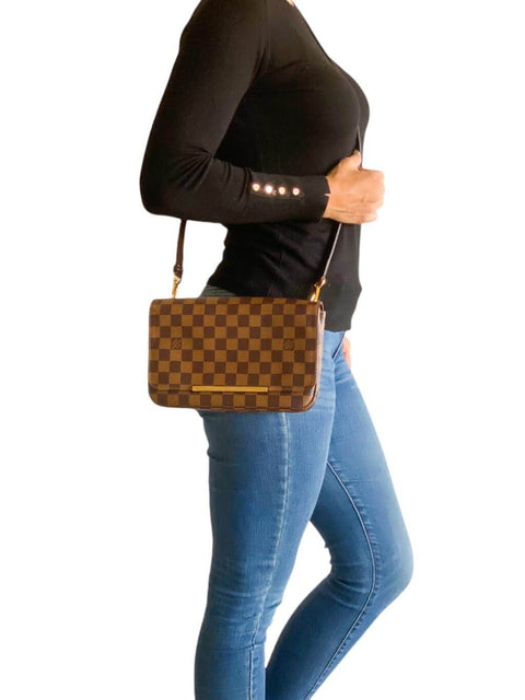 Cartera "Damier Ebene Hoxton"