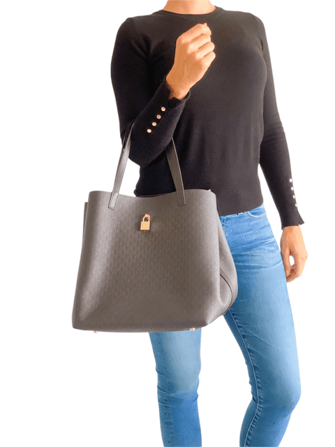 Cartera "Matryoshka Locked M"