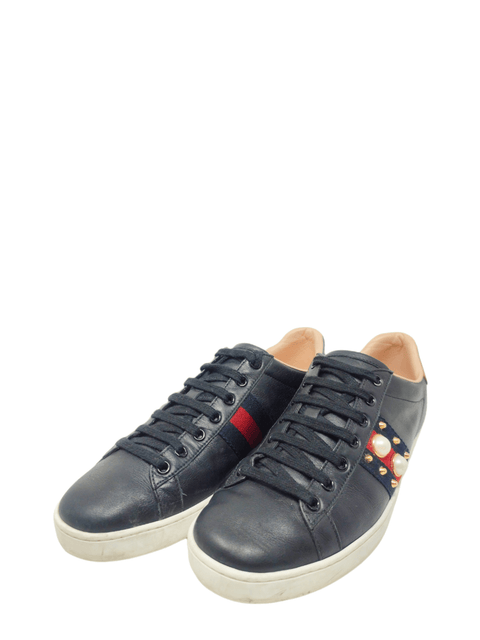 Tenis "Ace studded leather sneaker"