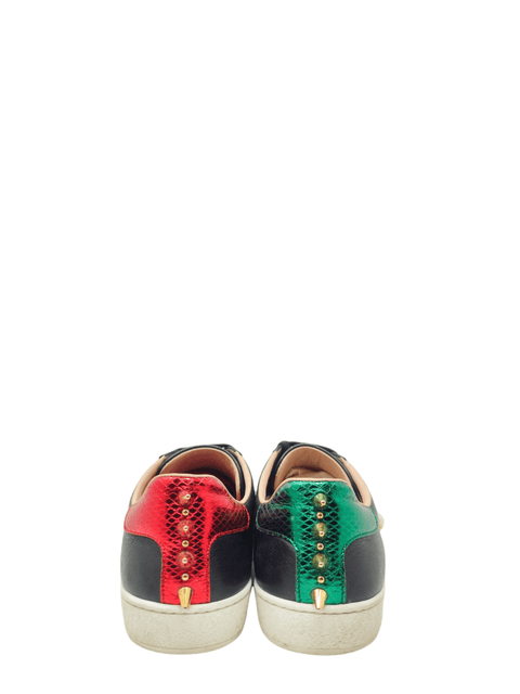 Tenis "Ace studded leather sneaker"