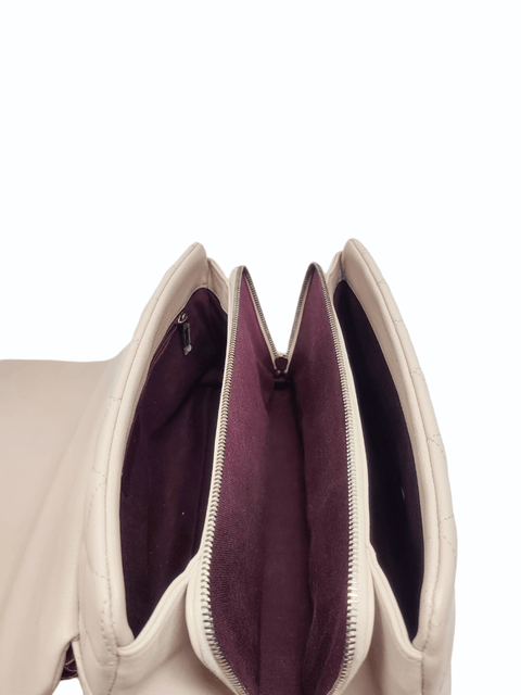 Cartera "Paris-Rome Large Trapezio Flap Bag"