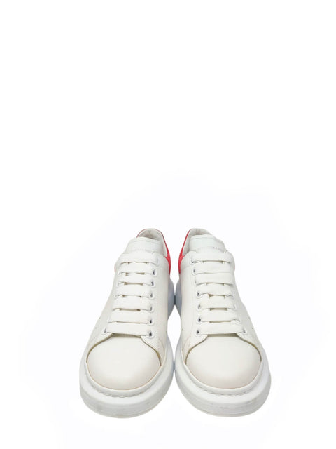 Tenis "Oversized Leather Sneakers"