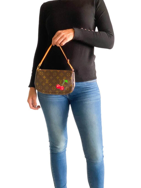 Cartera "Monogram Cerises Pochette Accessoires"