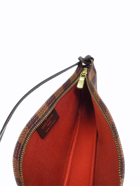 Bolso "Damier Ebene Navona Pochette"