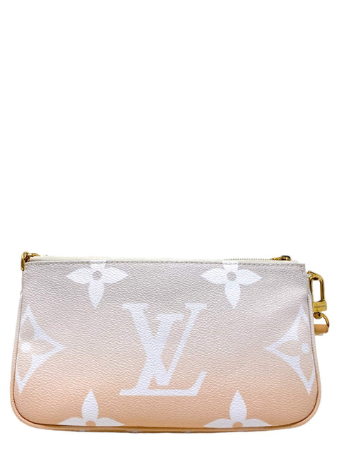 Bolso "Monogram Giant 'By The Pool' Multi Pochette Accessories"
